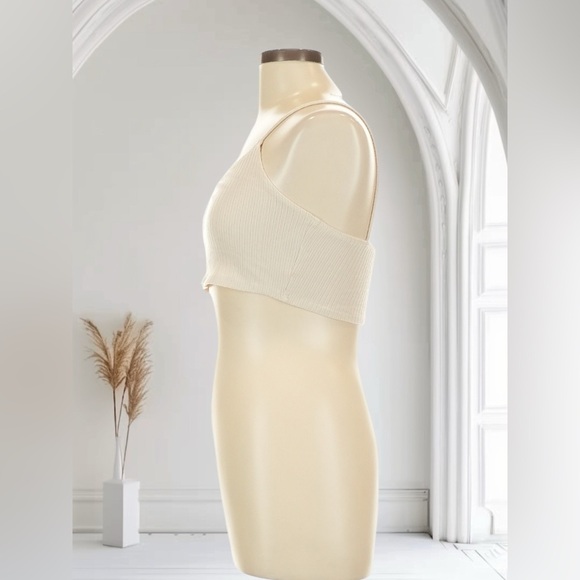 Reformation Crop Top Spaghetti Straps Sleeveless Ivory Color Size Large - Picture 3 of 8